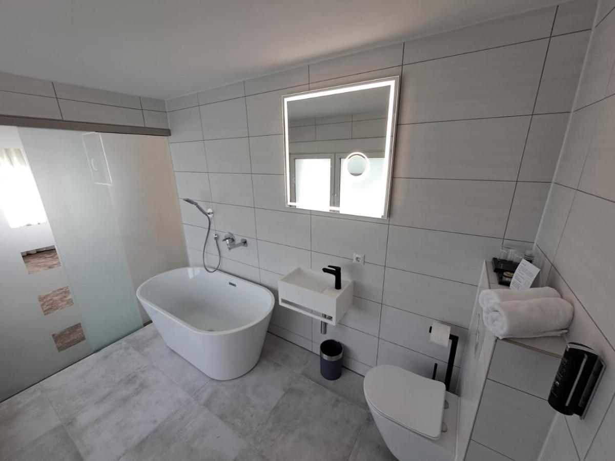 Hotel Rhin Inn Fehrbellin Экстерьер фото
